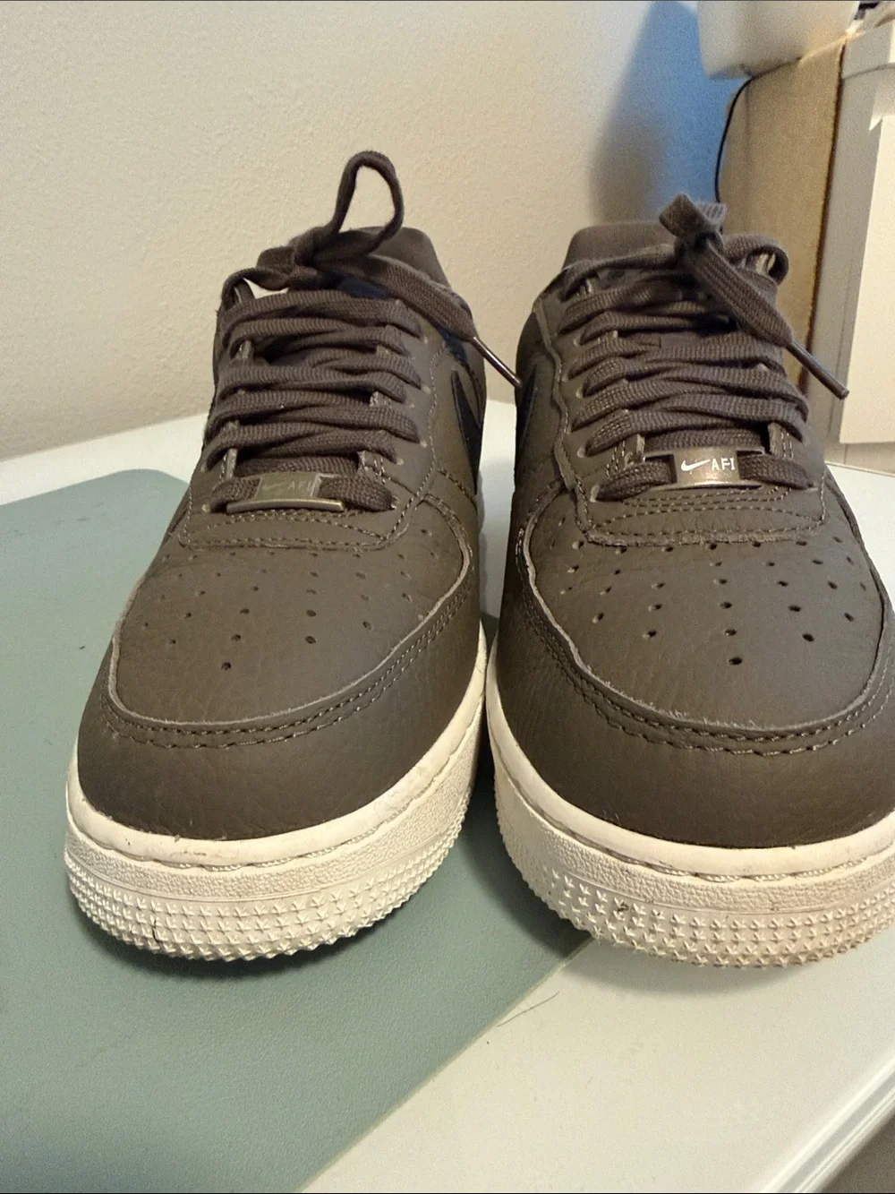 Nike AirForce 1 ‘07 Craft Low Top Sneakers in Ridgerock with Black Swoosh